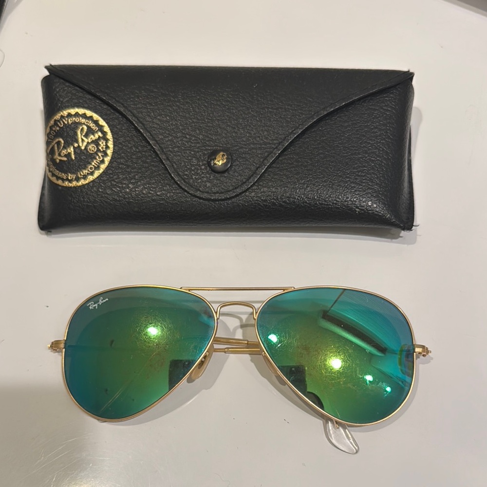 Ray-Ban Reflective Aviator Sunglasses with Green Lenses